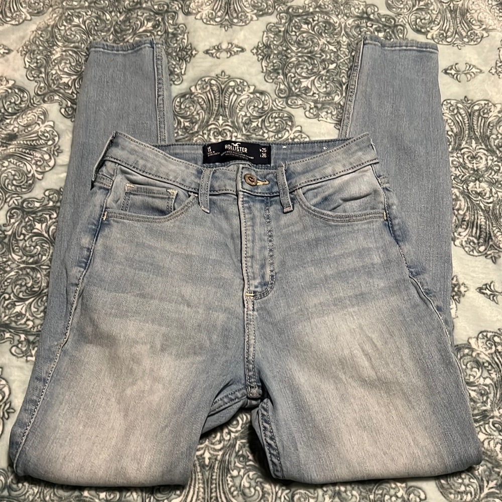 Hollister High Rise Jeggings